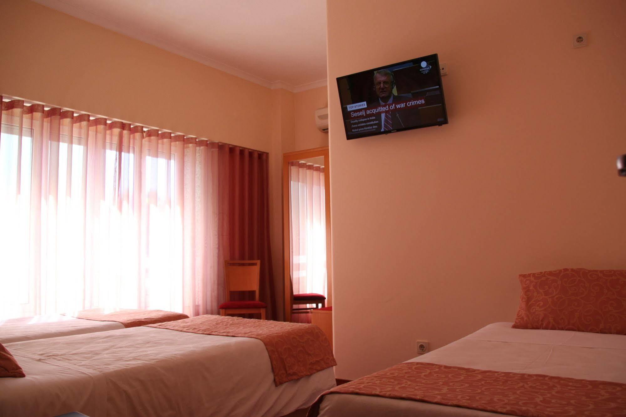 Hotel Quasar Pedroucos  Екстериор снимка