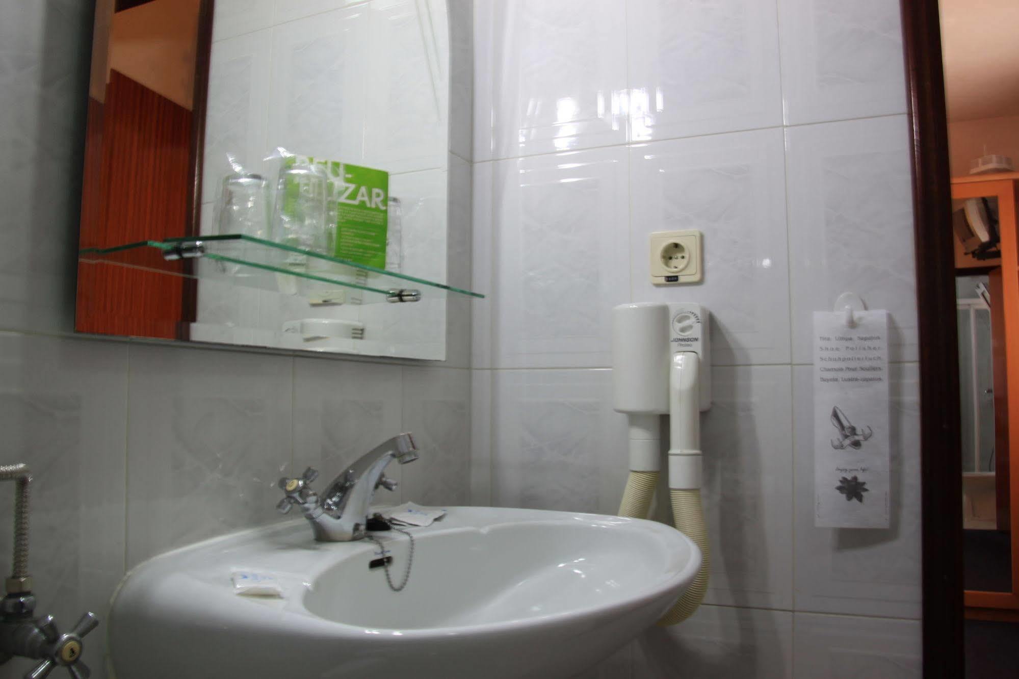 Hotel Quasar Pedroucos  Екстериор снимка