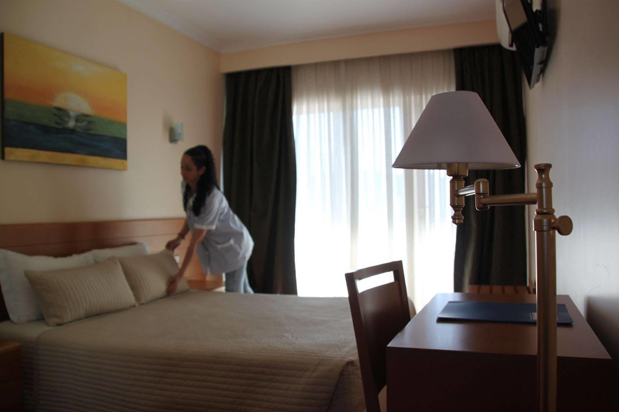Hotel Quasar Pedroucos  Екстериор снимка