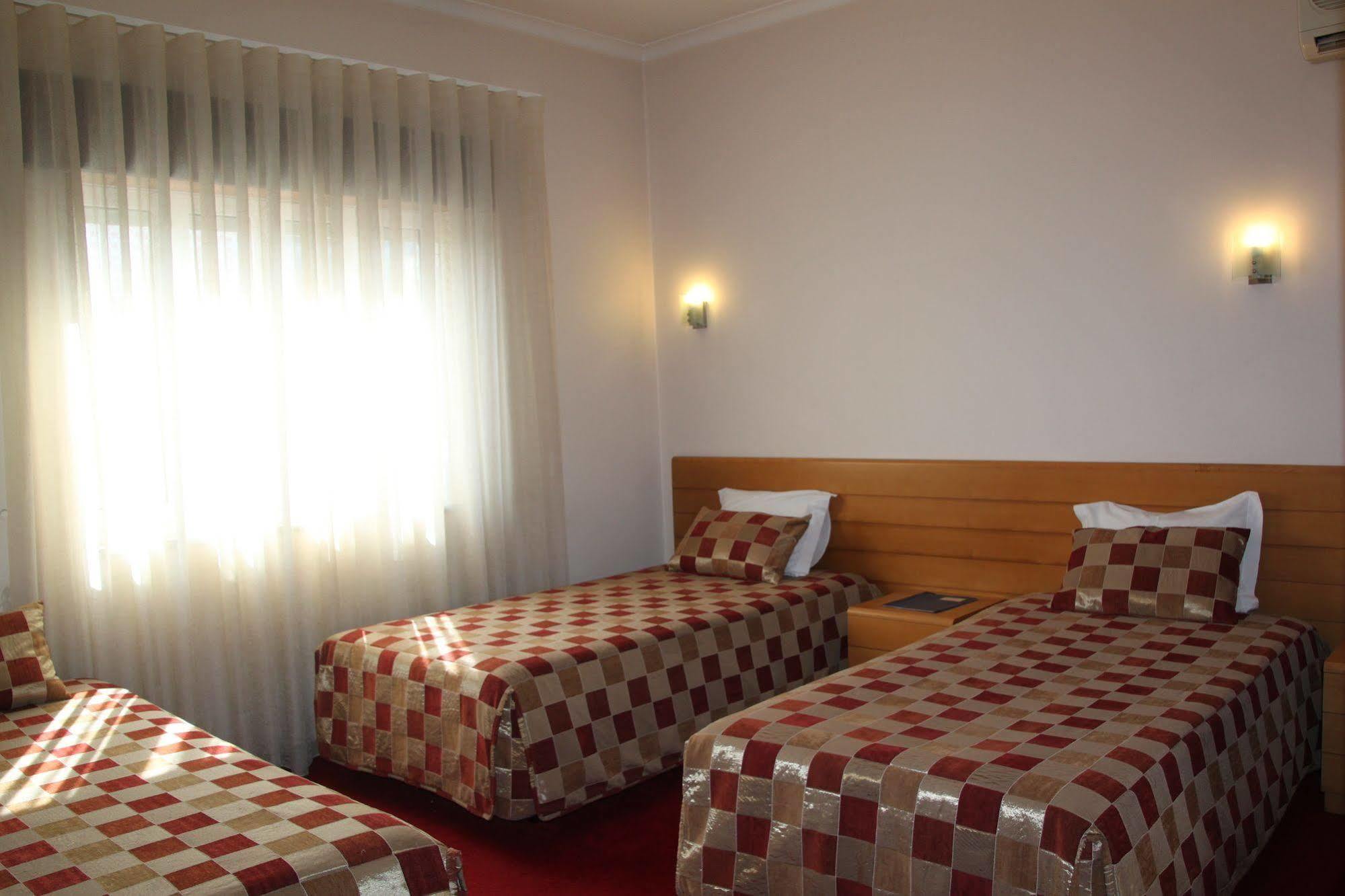 Hotel Quasar Pedroucos  Екстериор снимка